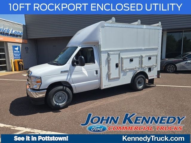 2026 Ford E-Series Cutaway E-350 SRW 138 WB