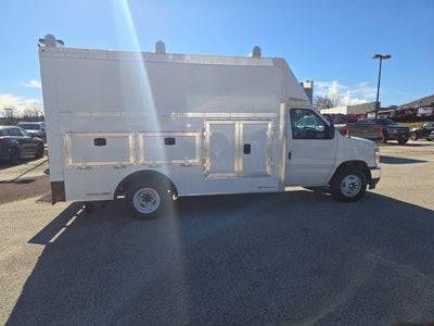 2026 Ford E-Series Cutaway E-350 SRW 158 WB