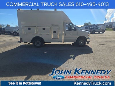 2027 Ford E-Series Cutaway E-350 SRW 138 WB