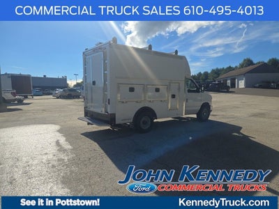 2027 Ford E-Series Cutaway E-350 SRW 138 WB