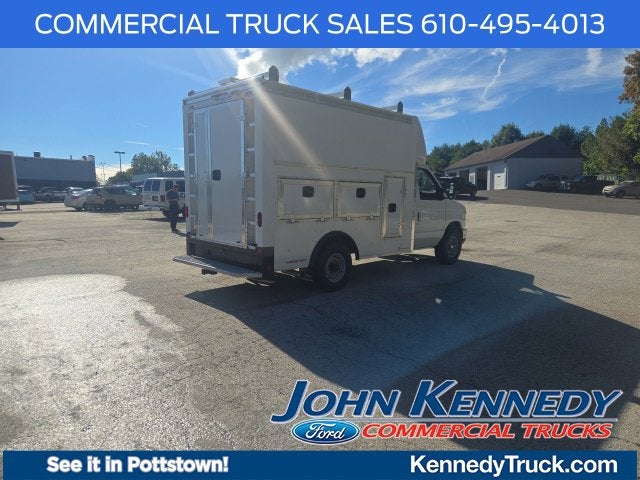 2027 Ford E-Series Cutaway E-350 SRW 138 WB