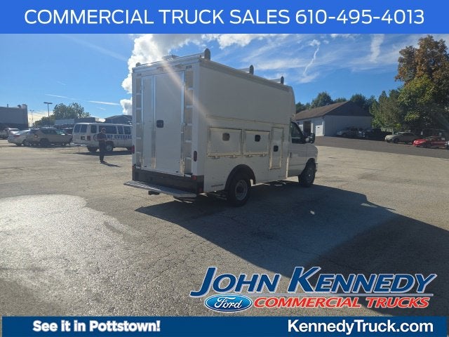 2027 Ford E-Series Cutaway E-350 SRW 138 WB