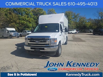 2027 Ford E-Series Cutaway E-350 SRW 138 WB