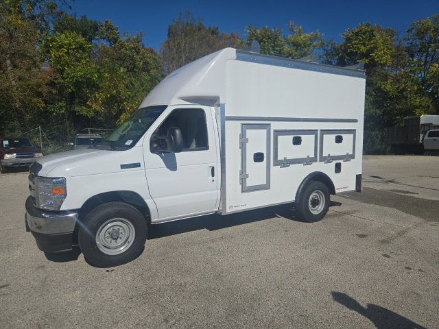 2027 Ford E-Series Cutaway E-350 SRW 138 WB