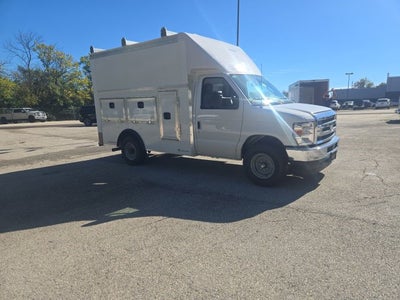 2027 Ford E-Series Cutaway E-350 SRW 138 WB