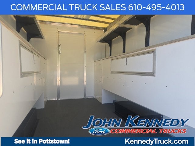2027 Ford E-Series Cutaway E-350 SRW 138 WB