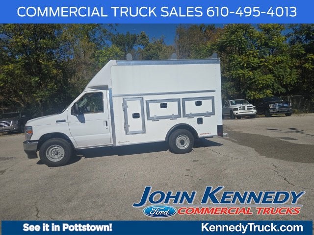 2027 Ford E-Series Cutaway E-350 SRW 138 WB