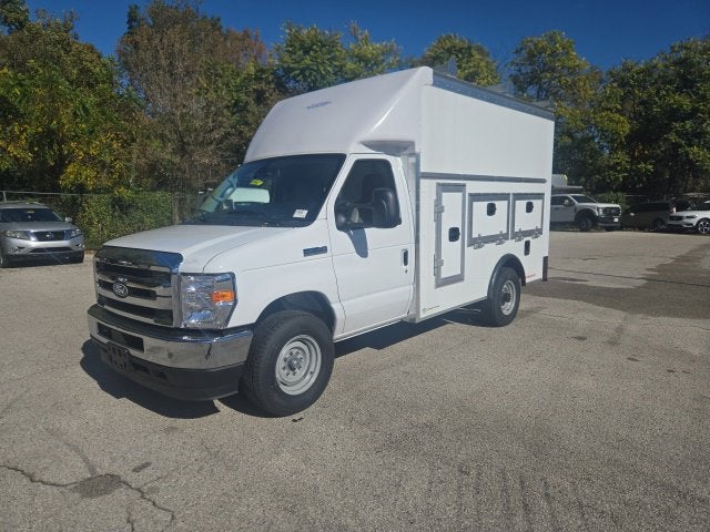 2027 Ford E-Series Cutaway E-350 SRW 138 WB