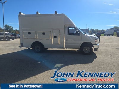 2027 Ford E-Series Cutaway E-350 DRW 138 WB