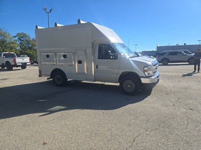 2027 Ford E-Series Cutaway E-350 DRW 138 WB