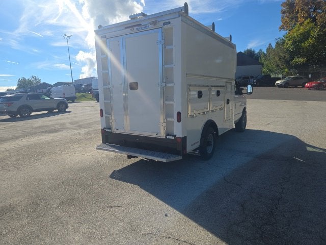2027 Ford E-Series Cutaway E-350 DRW 138 WB