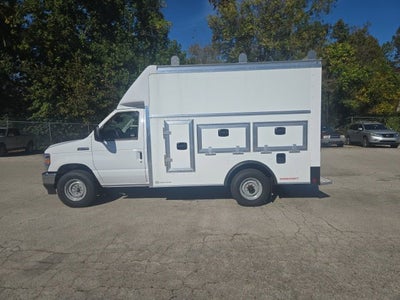 2027 Ford E-Series Cutaway E-350 DRW 138 WB