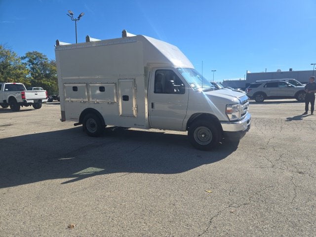 2027 Ford E-Series Cutaway E-350 DRW 138 WB