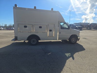 2027 Ford E-Series Cutaway E-350 DRW 138 WB