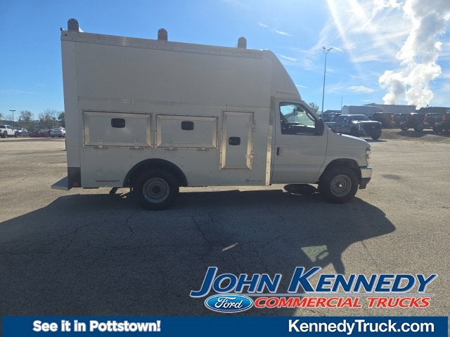 2027 Ford E-Series Cutaway E-350 DRW 138 WB