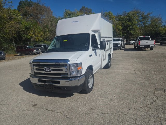 2027 Ford E-Series Cutaway E-350 DRW 138 WB