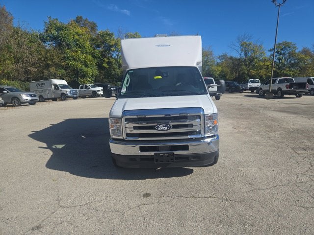 2027 Ford E-Series Cutaway E-350 DRW 138 WB