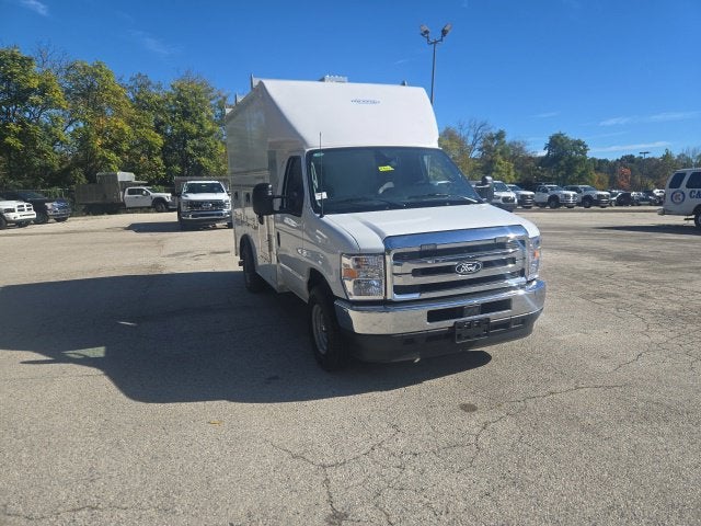 2027 Ford E-Series Cutaway E-350 DRW 138 WB