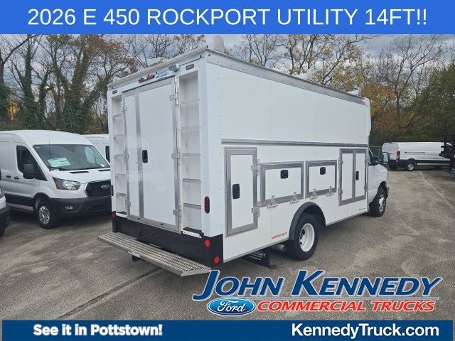 2026 Ford E-Series Cutaway E-450 DRW 158 WB