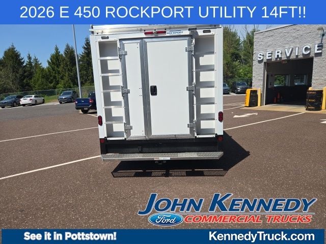 2026 Ford E-Series Cutaway E-450 DRW 158 WB