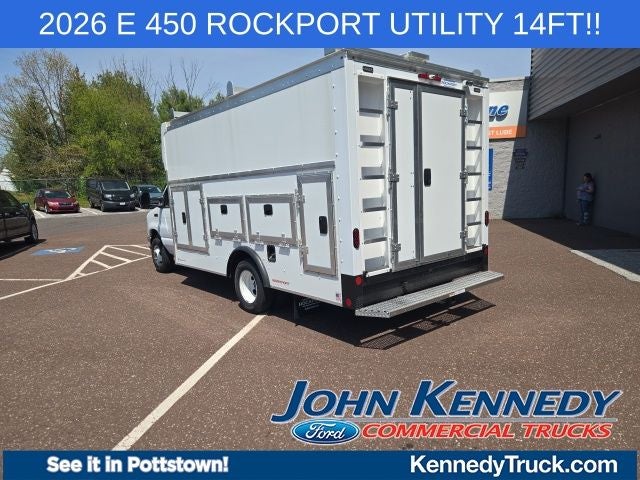 2026 Ford E-Series Cutaway E-450 DRW 158 WB