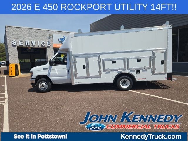 2026 Ford E-Series Cutaway E-450 DRW 158 WB