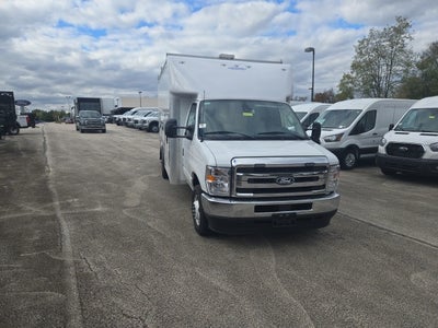 2026 Ford E-Series Cutaway E-450 DRW 158 WB