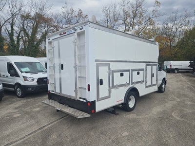 2026 Ford E-Series Cutaway E-450 DRW 158 WB