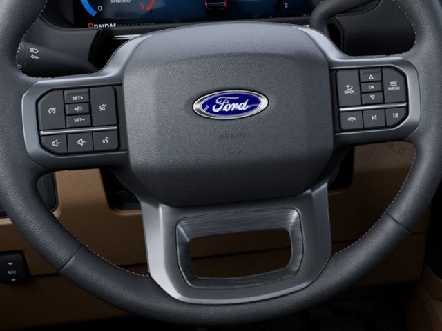 2027 Ford Super Duty F-450 DRW LARIAT 4WD Crew Cab 8' Box
