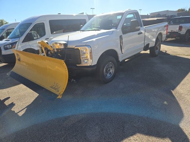 2026 Ford Super Duty F-250 SRW XL 4WD Reg Cab 8' Box