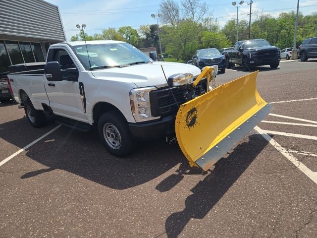 2026 Ford Super Duty F-250 SRW XL 4WD Reg Cab 8' Box