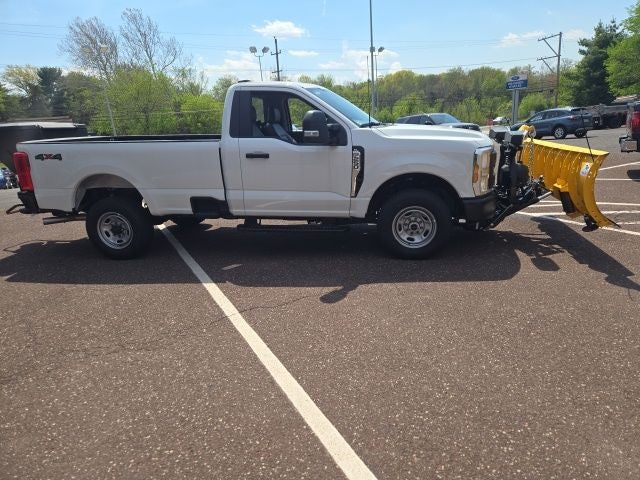 2026 Ford Super Duty F-250 SRW XL 4WD Reg Cab 8' Box