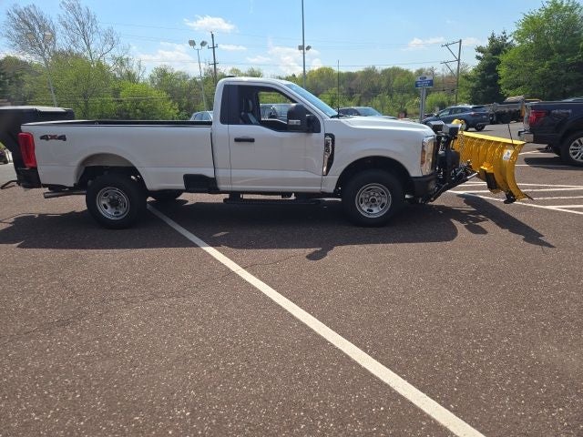 2026 Ford Super Duty F-250 SRW XL 4WD Reg Cab 8' Box