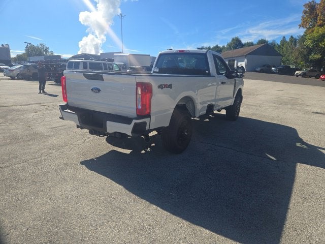 2026 Ford Super Duty F-250 SRW XL 4WD Reg Cab 8' Box