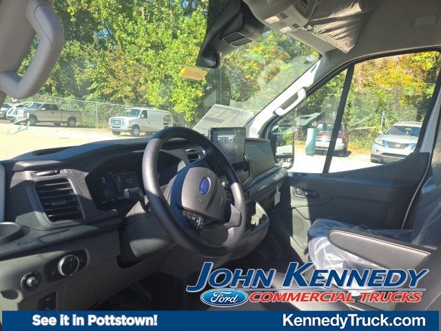 2026 Ford Transit Cargo Van T-250 148 Med Rf 9150 GVWR RWD