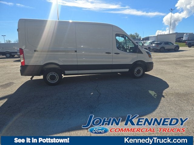 2026 Ford Transit Cargo Van T-250 148 Med Rf 9150 GVWR RWD