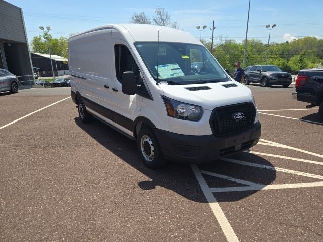 2026 Ford Transit Cargo Van T-250 148 Med Rf 9150 GVWR RWD
