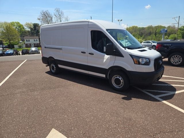 2026 Ford Transit Cargo Van T-250 148 Med Rf 9150 GVWR RWD