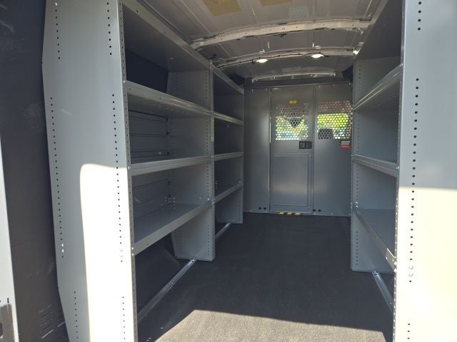 2026 Ford Transit Cargo Van T-250 148 Med Rf 9150 GVWR RWD