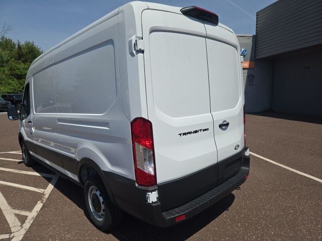 2026 Ford Transit Cargo Van T-250 148 Med Rf 9150 GVWR RWD