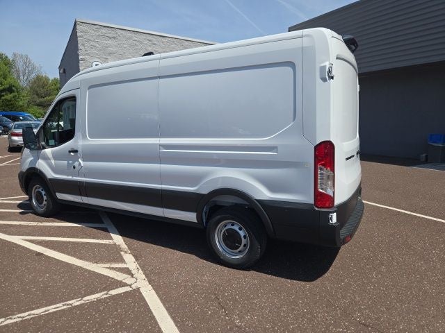 2026 Ford Transit Cargo Van T-250 148 Med Rf 9150 GVWR RWD