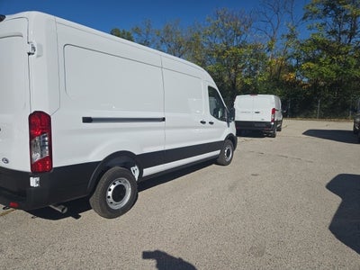 2026 Ford Transit Cargo Van T-250 148 Med Rf 9150 GVWR RWD