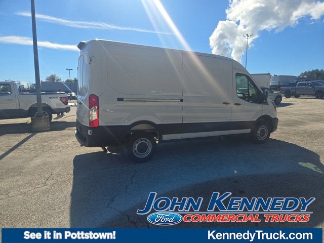 2026 Ford Transit Cargo Van T-250 148 Med Rf 9150 GVWR RWD