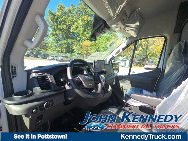 2026 Ford Transit Cargo Van T-250 148 Med Rf 9150 GVWR RWD