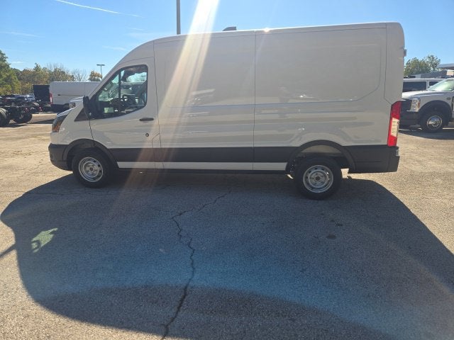 2027 Ford Transit Cargo Van T-250 148 Med Rf 9150 GVWR RWD