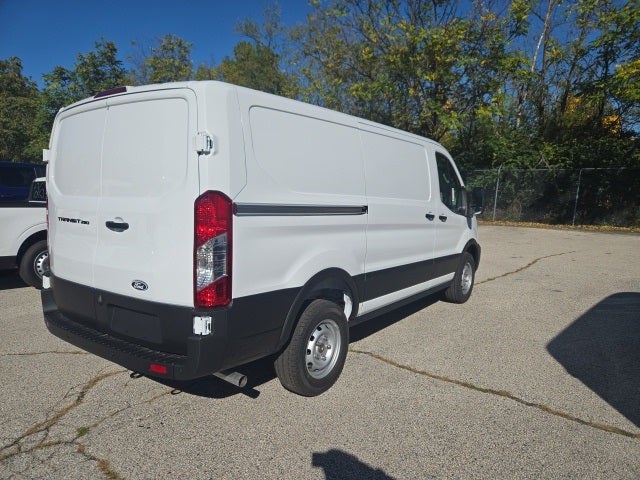 2026 Ford Transit Cargo Van T-250 130 Low Rf 9150 GVWR RWD