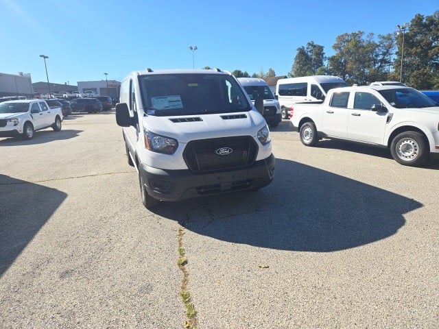 2026 Ford Transit Cargo Van T-250 130 Low Rf 9150 GVWR RWD