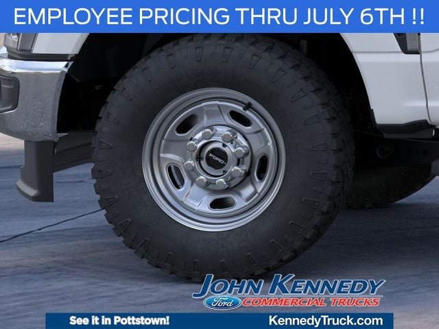 2026 Ford Super Duty F-250 SRW XL 4WD Reg Cab 8' Box