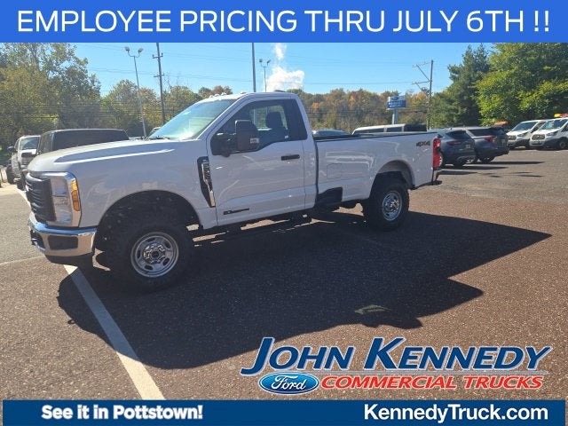 2026 Ford Super Duty F-250 SRW XL 4WD Reg Cab 8' Box