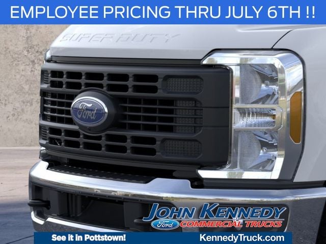 2026 Ford Super Duty F-250 SRW XL 4WD Reg Cab 8' Box
